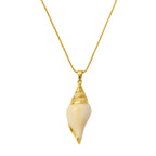 COLAR COM PINGENTE DE CARAMUJO - BANHADO A OURO 18K
