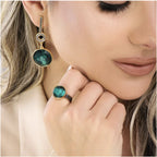 BRINCO LONGO DE ESMERALDA E RÓDIO NEGRO - REVESTIDO A OURO 18K