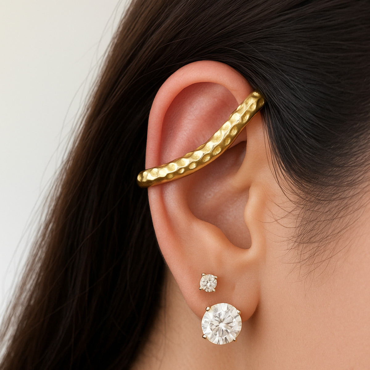 EAR CUFF VENTO LEVE - BANHO OURO