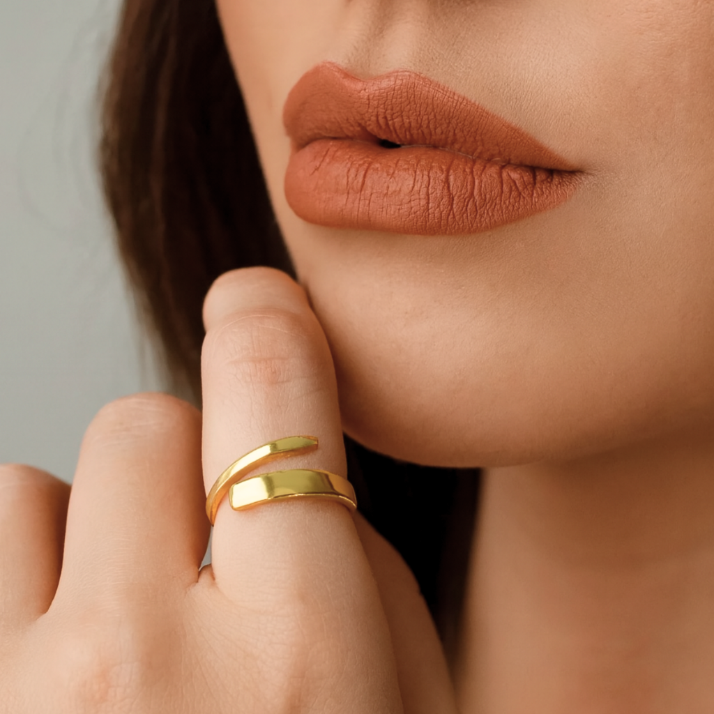 ANEL FATIA DO TEMPO - REVESTIDO A OURO 18K