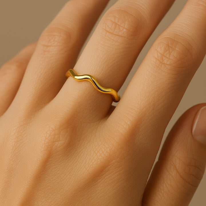 ANEL LINHA DA TERRA - REVESTIDO A OURO 18K