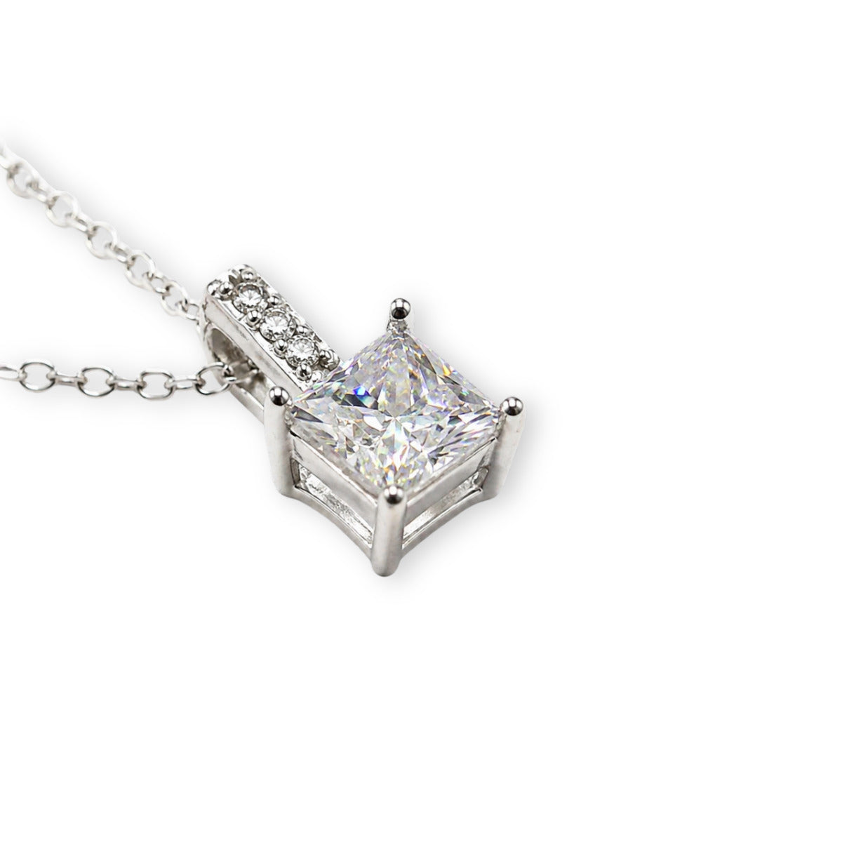 COLAR ESTELLE - PRATA 925 COM MOISSANITE