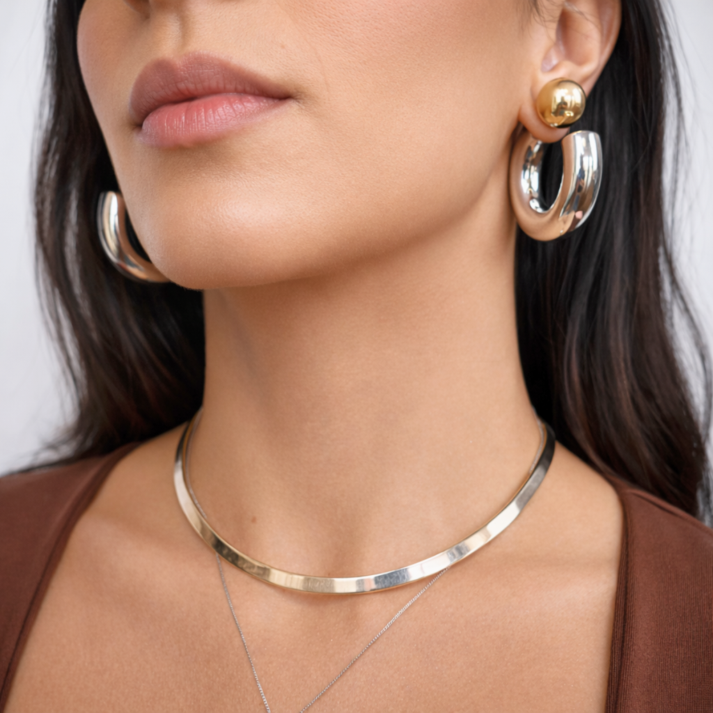 BRINCO EQUILÍBRIO - BANHADO A RÓDIO E OURO 18K