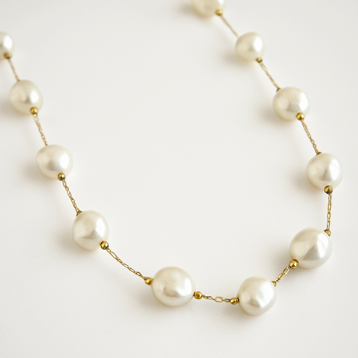 COLAR ELEGANCE COM PÉROLAS SHELL
