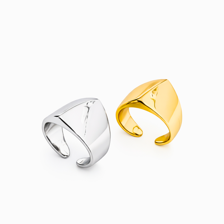 ANEL VECTOR - REVESTIDO A OURO 18K