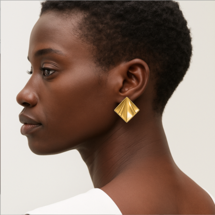 BRINCO ORIGAMI - REVESTIDO A OURO 18K