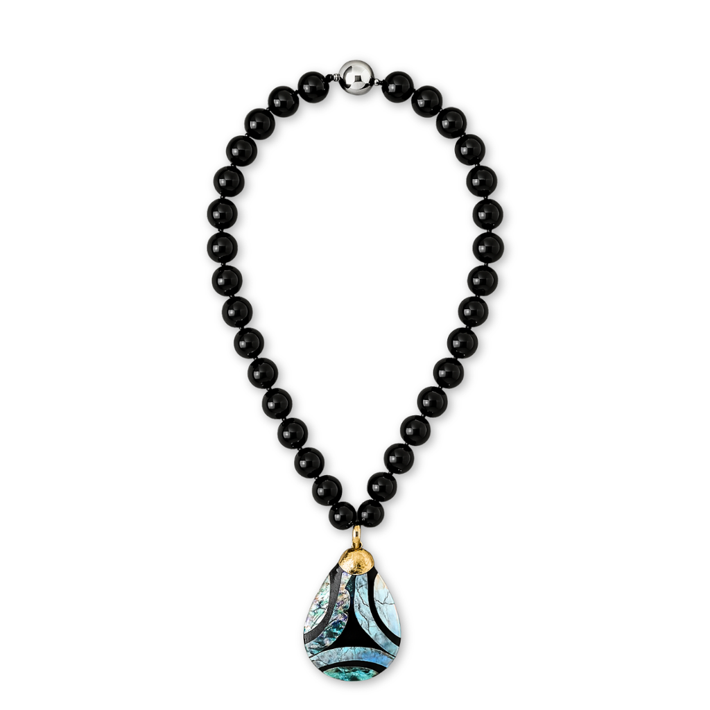 COLAR HEMATITA COM PINGENTE GOTA EM ABALONE E NAUTILUS