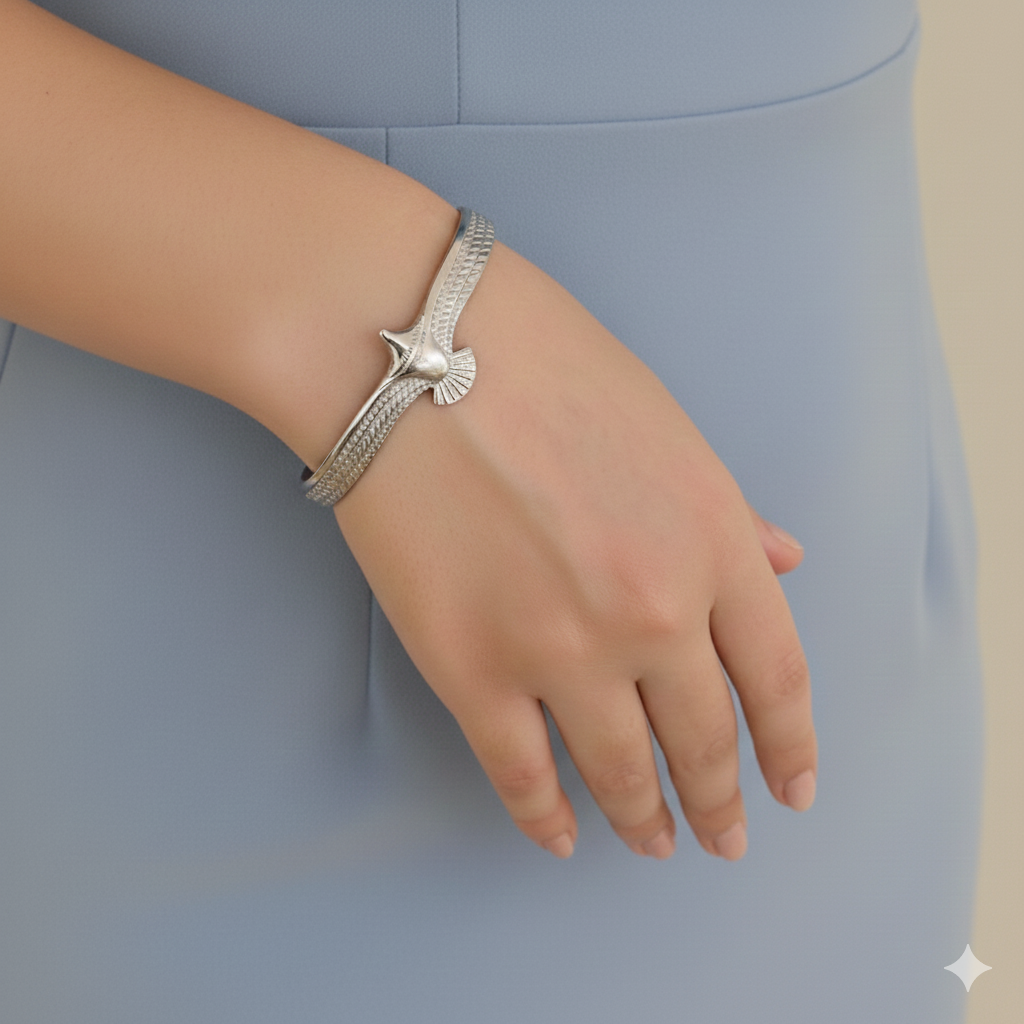 BRACELETE FORÇA ALADA - REVESTIDO A RÓDIO