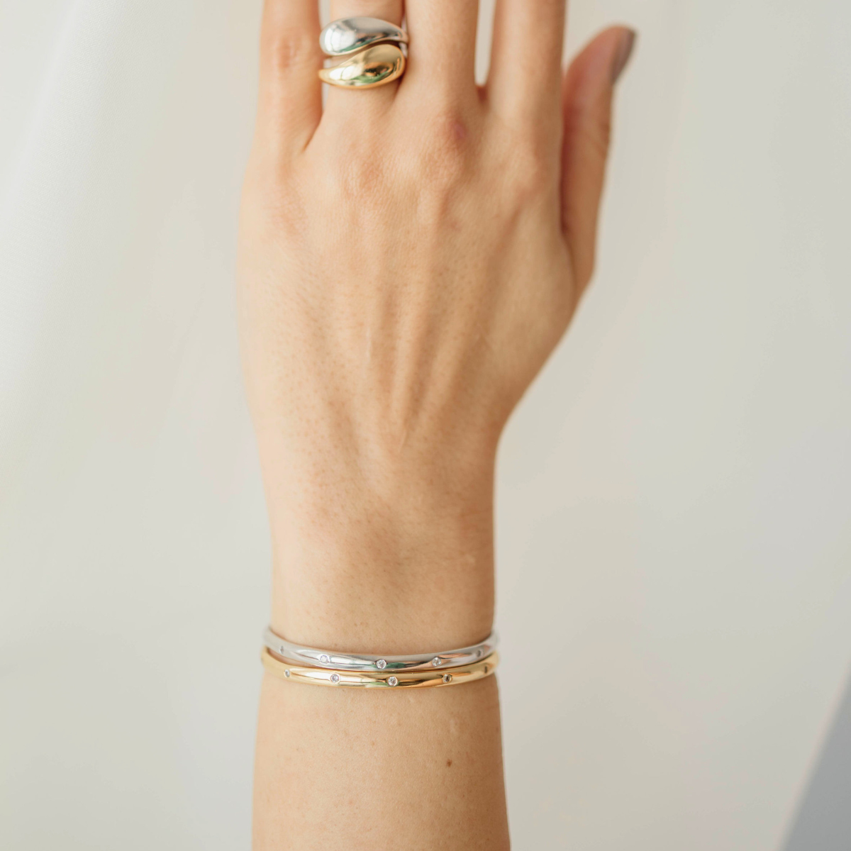 BRACELETE RISCO NO CÉU - BANHO RÓDIO
