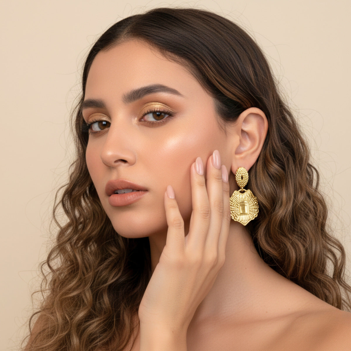 BRINCO MAHARANI - BANHADO A OURO 18K