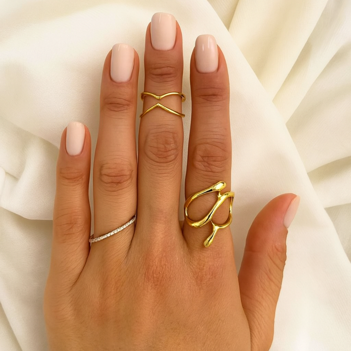 ANEL CONTORNO CORACÃO PARA FALANGE / MINDINHO - REVESTIDO A OURO 18K