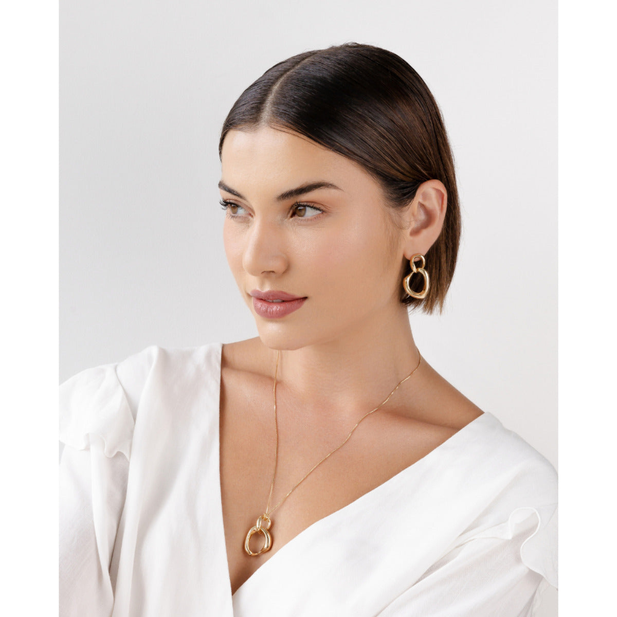 COLAR CONTORNO LIVRE - BANHO OURO