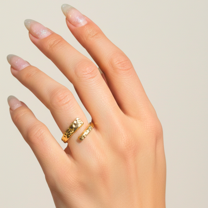 ANEL CAMADA BRUTA - REVESTIDO A OURO 18K