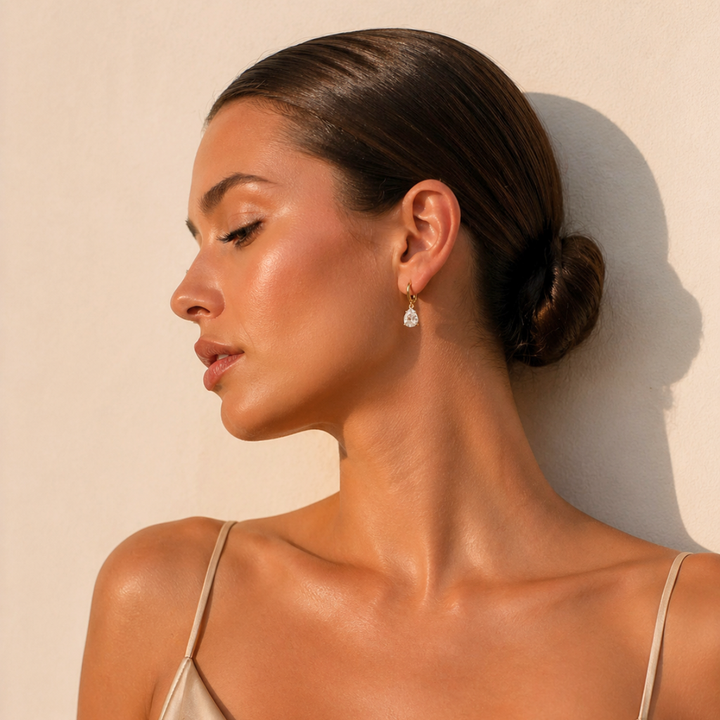 BRINCO LUZ INFINITA - REVESTIDO A OURO 18K