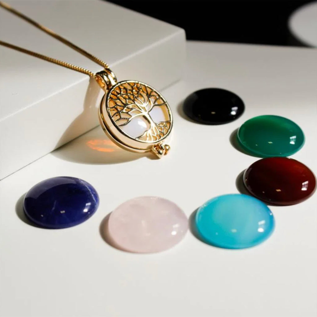 CONJUNTO RELICÁRIO ÁRVORE DA VIDA - BANHADO A OURO 18K