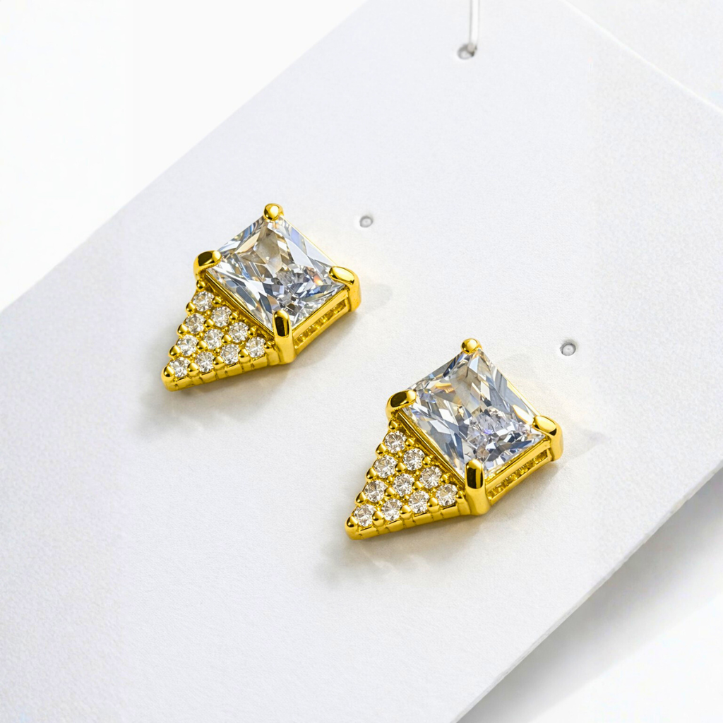 BRINCO LUZ DO OLHAR - REVESTIDO A OURO 18K